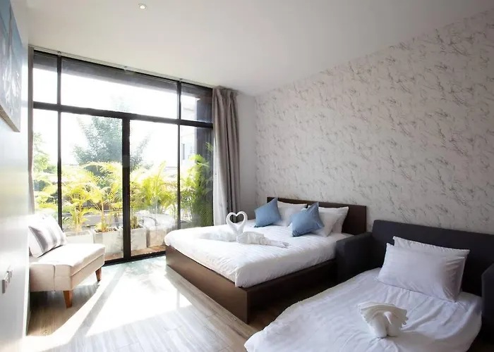 Luxury Pool Thonglor *