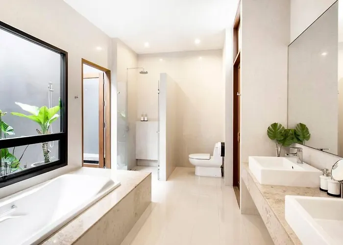 Luxury Pool Thonglor 別墅 *